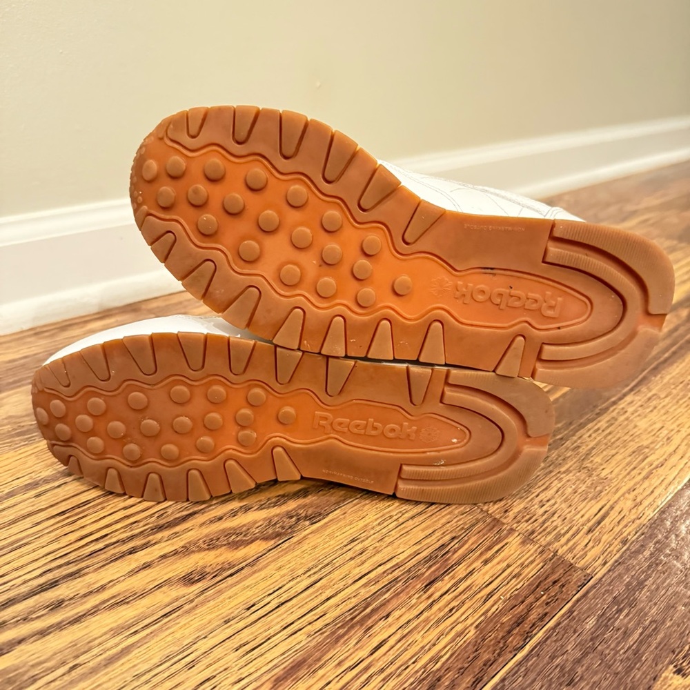 Reebok Classics - Picture 5 of 6